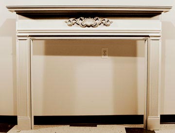 Boston mantel with w3020 shell onlay in center